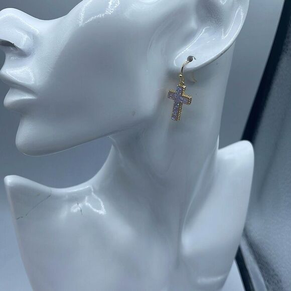 NWT Chic & Chic shimmering druzy quartz cross in opal pink earrings. - Picture 6 of 7
